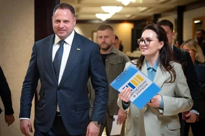 Українська делегація вирушила на переговори у США
