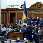 Звільнення Гринчук і Галущенка. Депутати «Євросолідарності» заблокували трибуну Ради
