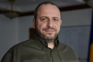 «Умєров відмовляється повертатися в Україну». Центр протидії дезінформації попередив про фейк