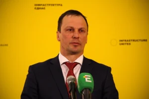 Уряд звільнив голову Державіаслужби після дисциплінарного провадження