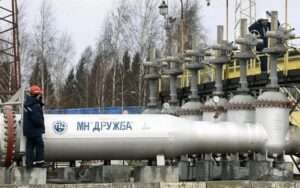 у вівторок Україна відновить постачання нафти нафтопроводом “Дружба”