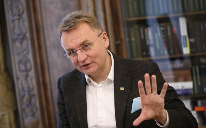 Львівська міськрада звернулася до Туска через конфлікт із підрядником