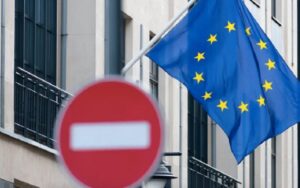 обмеження стосуватимуться фінансового сектору та енергетики