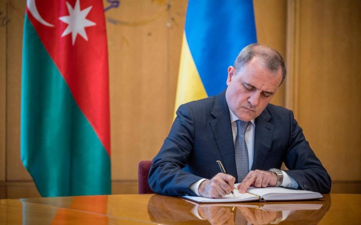 Азербайджан готовий постачати газ Україні у разі потреби: заява глави МЗС