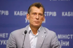 Звільнено заступника державного секретаря Кабміну