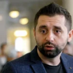 Арахамія стане доктором наук? Експерти вже знайшли в дисертації депутата купу помилок, плагіат і сліди ШІ