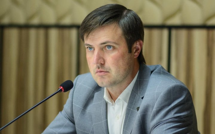 підстав збільшувати домашні запаси продуктів немає