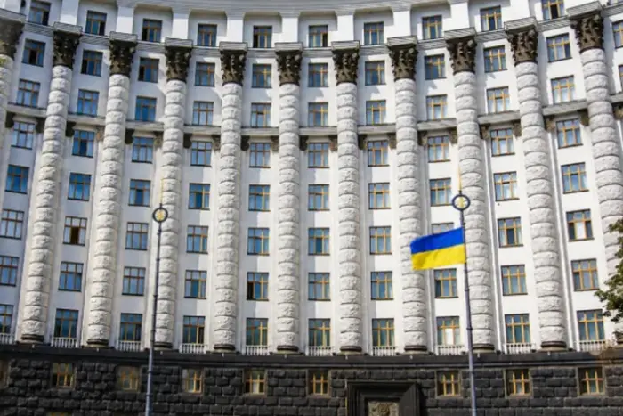 Кабмін спростив оренду держмайна для датацентрів та операторів зв’язку